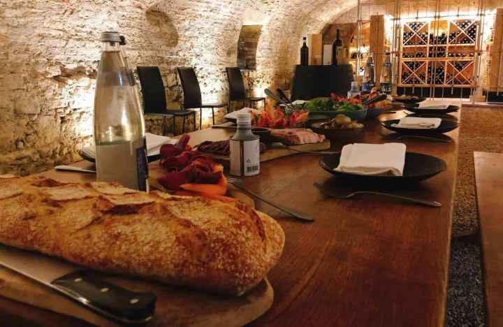 Wine and Tapas stay
