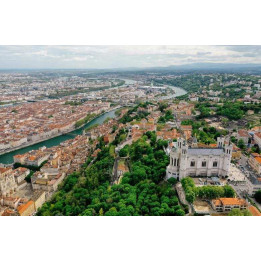 Lyon and Beaujolais Wine Tour - 3-day trip France vineyard